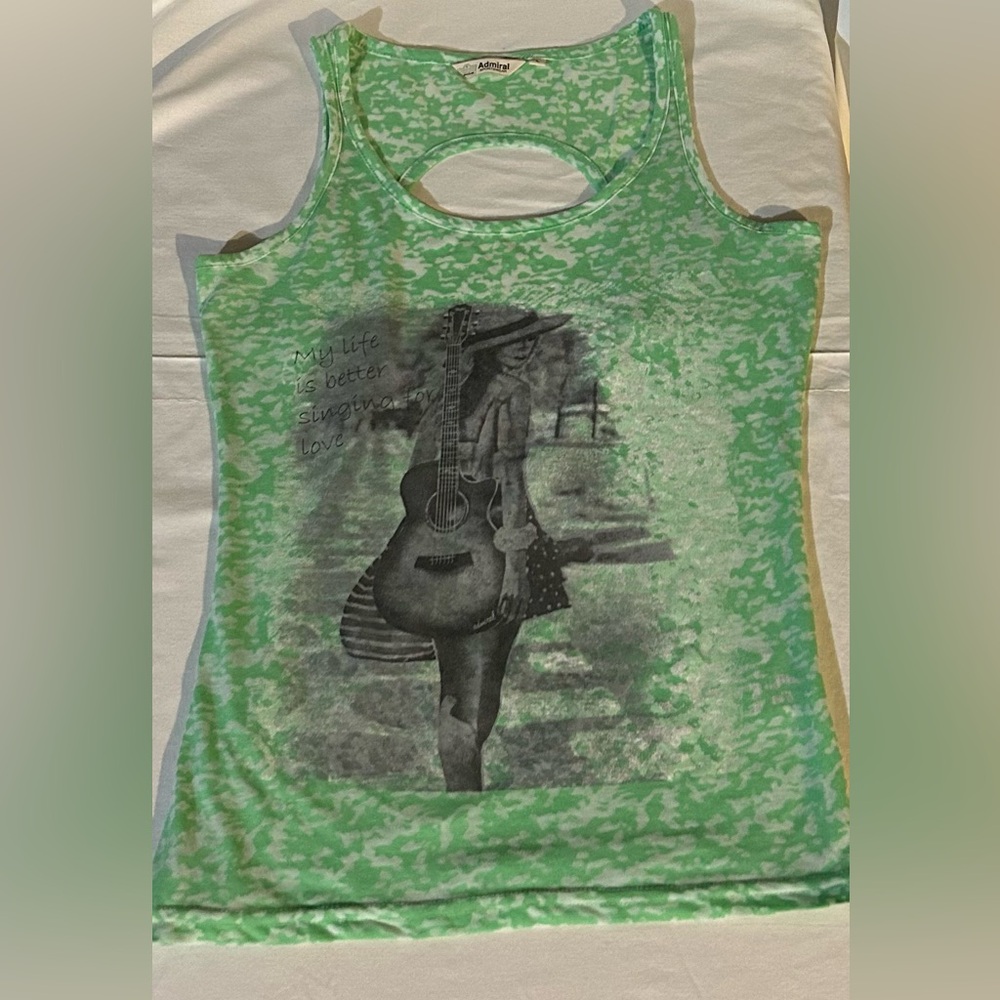 Admiral Sportswear Women’s Size L Music Graphic Tank Top